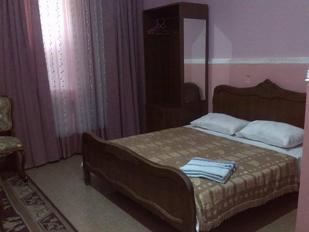 Hostel Georgia Kutaisi Bilik gambar